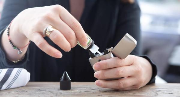 Что вреднее: вейп или сигареты? Что вреднее: вейп или сигареты?