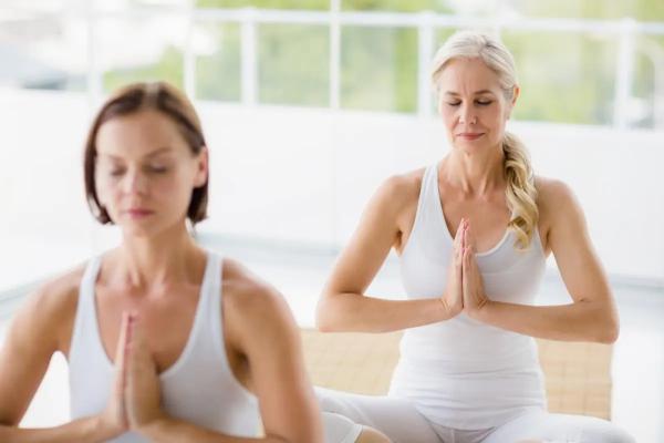 Голод — мощный психотерапевт: как отказ от еды меняет мышление и жизнь. Как голодание влияет на психику Голод — мощный психотерапевт: как отказ от еды меняет мышление и жизнь. Как голодание влияет на психику