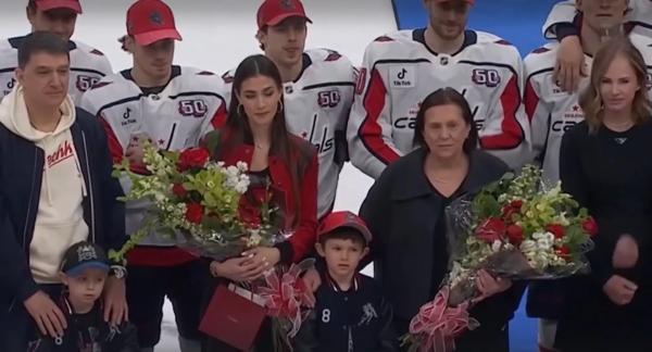 Биография хоккеиста Александра Овечкина для тех, кто хочет побить его рекорд Биография хоккеиста Александра Овечкина для тех, кто хочет побить его рекорд