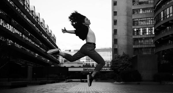 Модный способ победить депрессию: что такое дофаминовые прыжки?