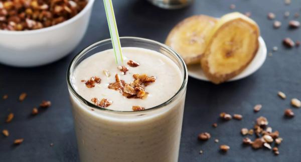 Бананы при похудении: чем полезны и как их лучше всего съесть (рецепты) Бананы при похудении: чем полезны и как их лучше всего съесть (рецепты)