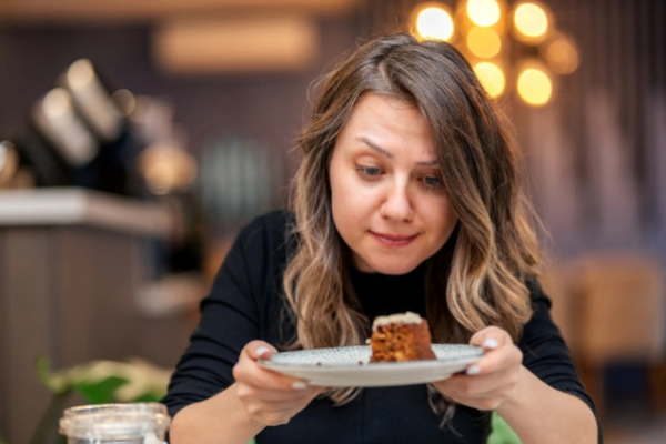 Список опасных продуктов из вашего холодильника, которые превращают 30-летних красоток в бабушек Список опасных продуктов из вашего холодильника, которые превращают 30-летних красоток в бабушек