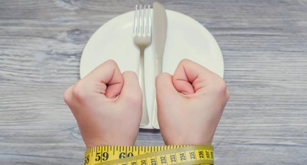 Что будет, если не есть неделю: риски для здоровья, о которых вы должны знать