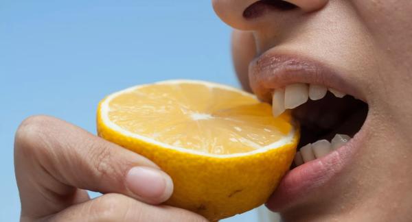 Где содержится витамин С: список продуктов и польза витамина для здоровья