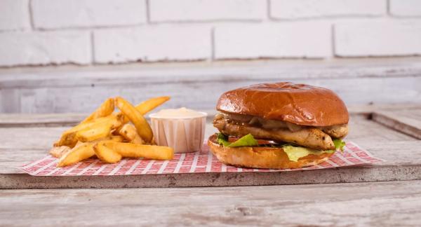 16 неожиданных продуктов, которые вызывают отеки