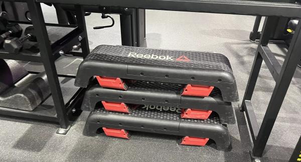 Полный гид по тренажерам: что, зачем и как использовать в зале (фото)