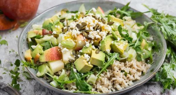 Что приготовить на Новый год: праздничное меню от фитнес-тренеров, нутрициологов и врачей