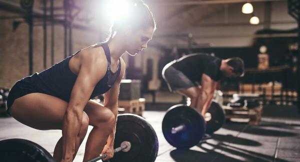 Мертвая тяга: техника и особенности выполнения упражнения