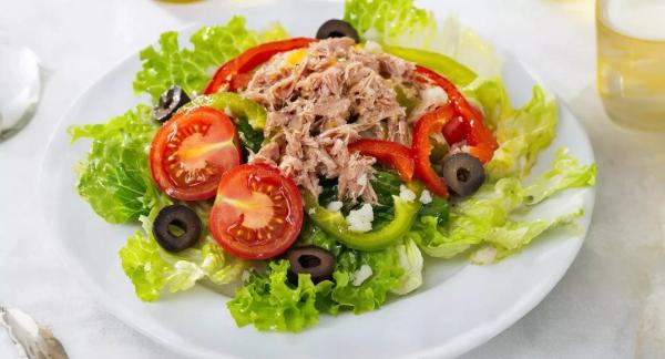 Что приготовить на Новый год: праздничное меню от фитнес-тренеров, нутрициологов и врачей