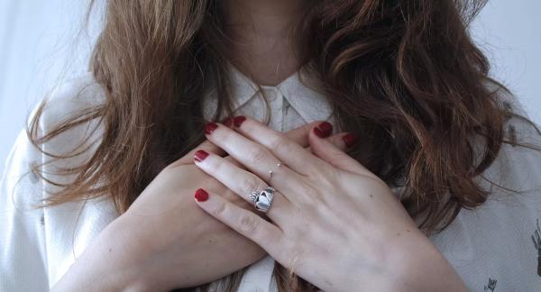 Что такое стокгольмский синдром и нужно ли его лечить