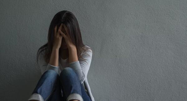 Что такое стокгольмский синдром и нужно ли его лечить