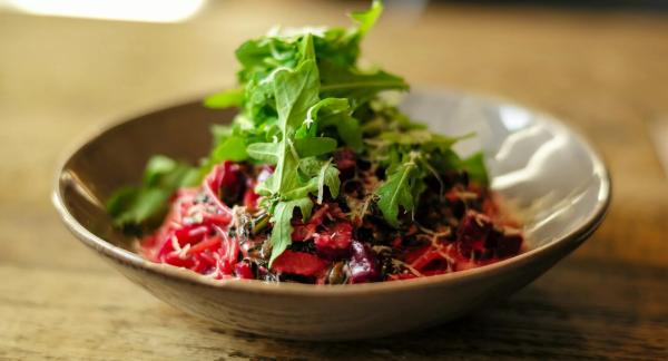 Рукола: зелень с ярким вкусом, которая делает рацион интереснее
